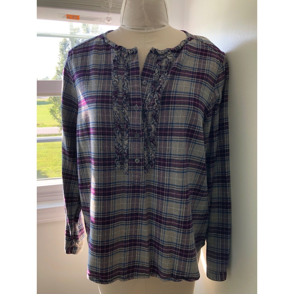 Women’s half button long sleeve